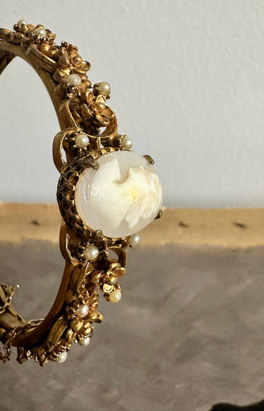 Cameo Pearl Floral  Bracelet