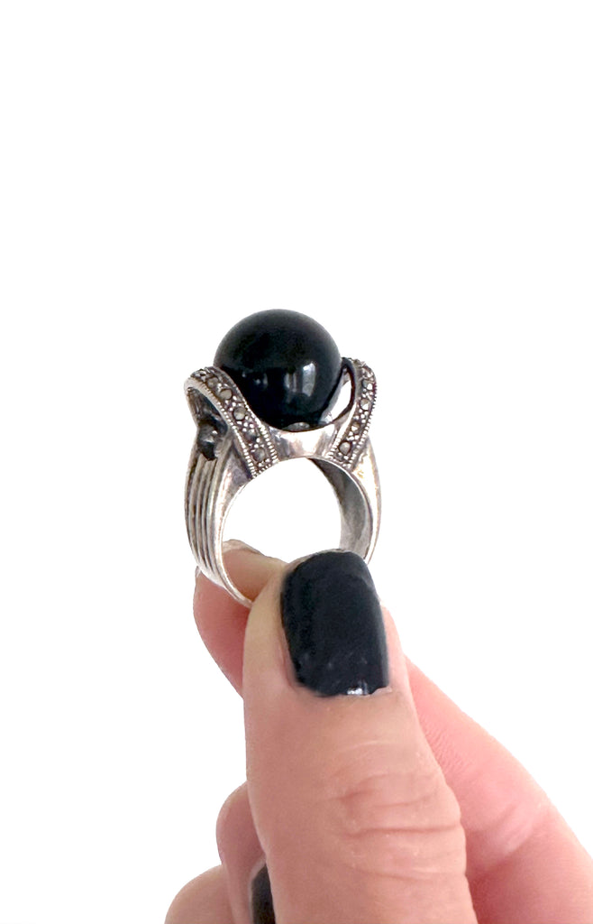 Deco Cocktail Ring  / 1930s