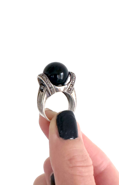 Deco Cocktail Ring  / 1930s