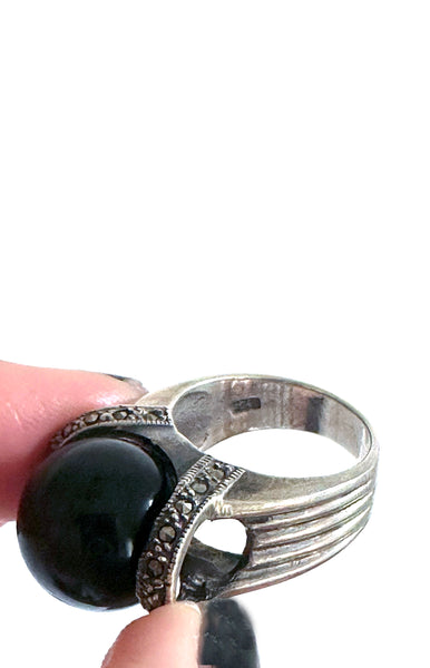 Deco Cocktail Ring  / 1930s