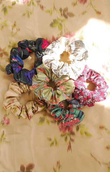 Vintage Print Scrunchie - Sage Dragonfly
