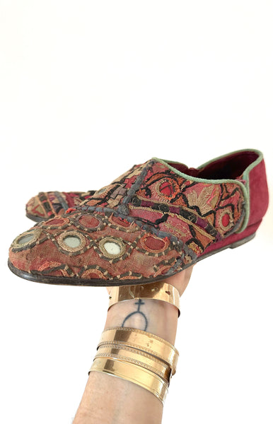 Embroidered Shoes / 1980s / Wounded Birds