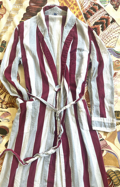 1950's Seersucker Striped Robe