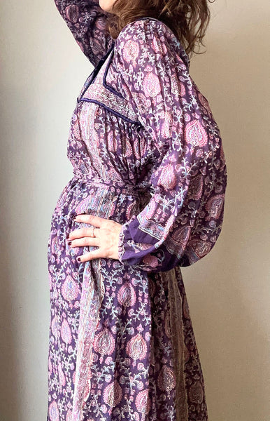 1970s Starina Amethyst Floral Quilted Dress