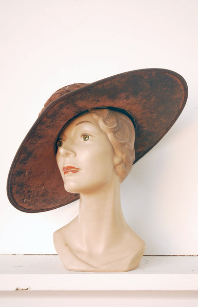 Antique Velvet Hat / c.1910s