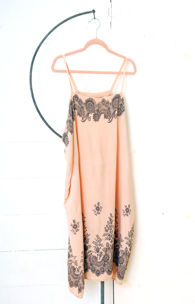 French Lace Print Slip / 1920s / as is
