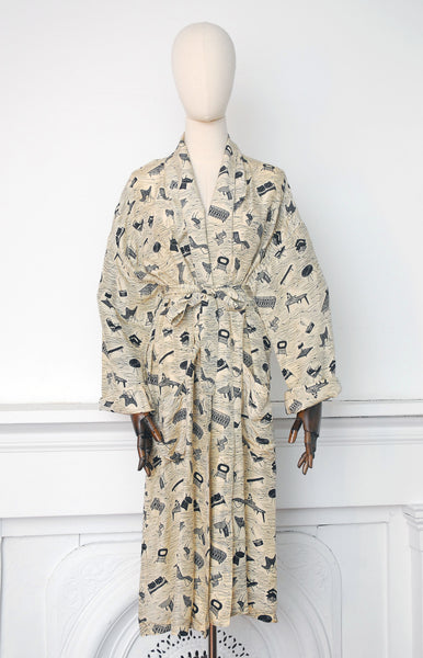 Furniture Lovers Robe / 1980s / Wounded Bird Collection
