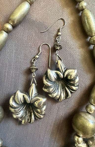 Floral Necklace & Earring Set | 1980s