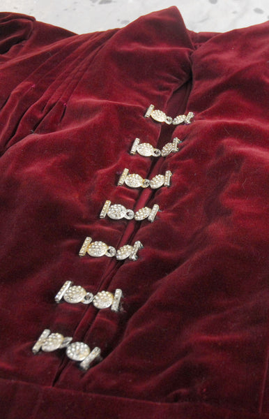 1930s-40s Rhinestone Clasp Velvet Dress