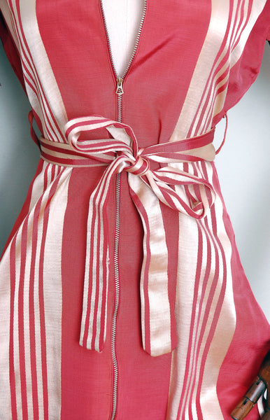 Zipper Hostess Dress / 1940s